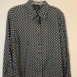 Love Foxcroft!!  Wash and hang!  No iron. Black. Size 12. Fitted
